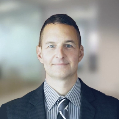 A heashot of Dr. Daniel O'Connor D.C., a chiropractor at O'Connor Chiropractic.